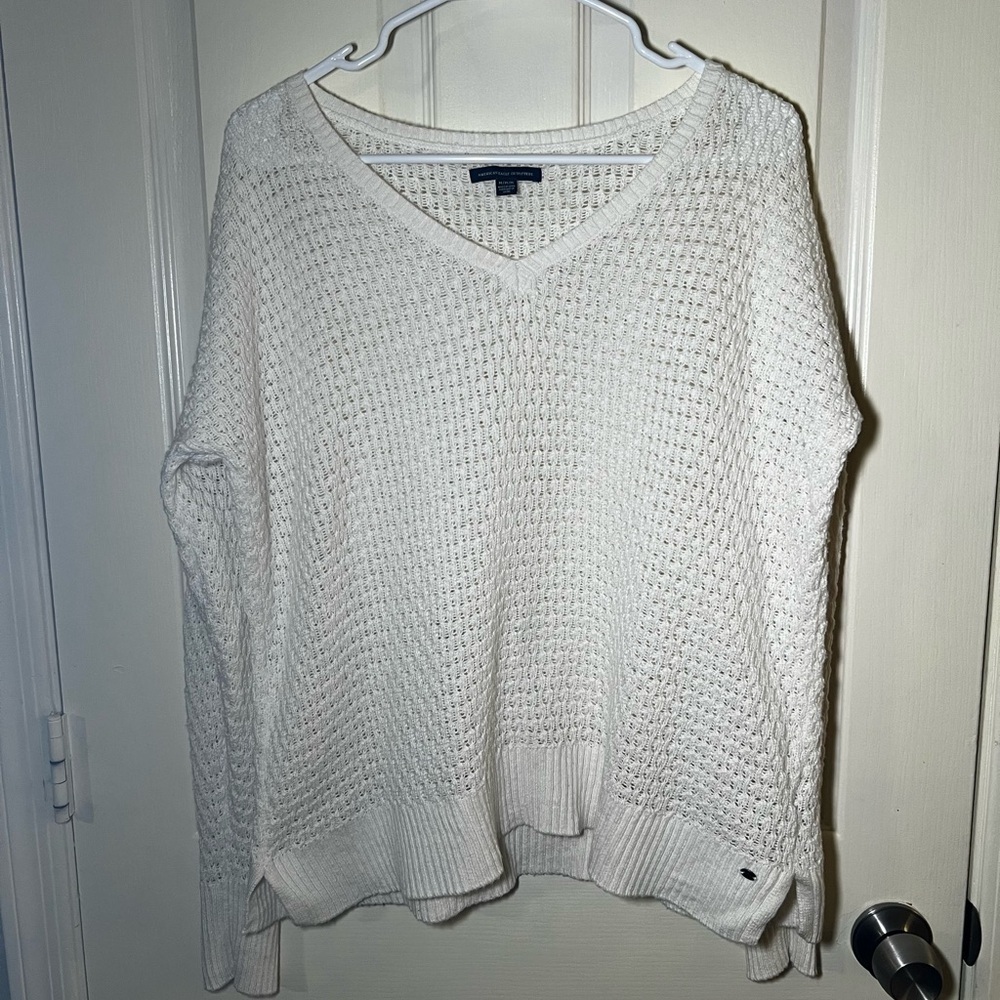 American Eagle Outfitters White V-Neck Sweater With Textured Knit.